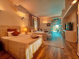 PINK FLAMINGO BOUTIQUE HOTEL