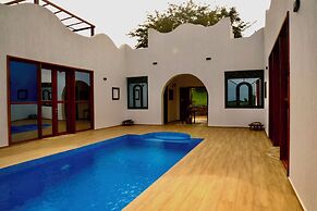 PINK FLAMINGO BOUTIQUE HOTEL