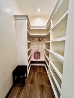 PINK FLAMINGO BOUTIQUE HOTEL