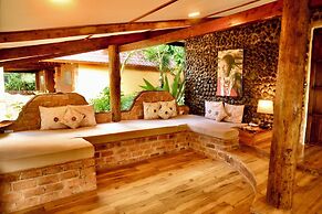 PINK FLAMINGO BOUTIQUE HOTEL