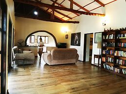 PINK FLAMINGO BOUTIQUE HOTEL