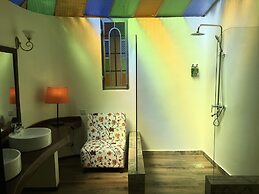 PINK FLAMINGO BOUTIQUE HOTEL