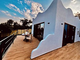 PINK FLAMINGO BOUTIQUE HOTEL