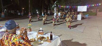 Charlestina Beach Resort