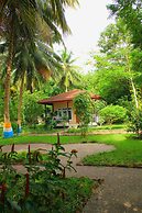 Charlestina Beach Resort