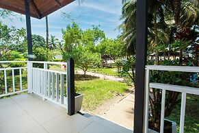Charlestina Beach Resort
