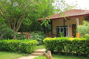 Charlestina Beach Resort
