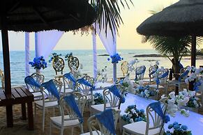 Charlestina Beach Resort