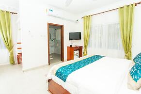 Charlestina Beach Resort