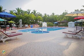 Charlestina Beach Resort