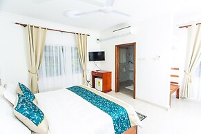 Charlestina Beach Resort