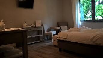 B&B Rosteline