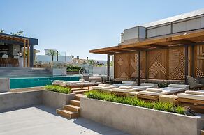 Casa D'Irene Deluxe Hotel