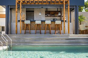 Casa D'Irene Deluxe Hotel