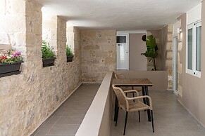 Casa D'Irene Deluxe Hotel