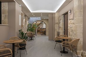 Casa D'Irene Deluxe Hotel