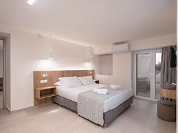 Casa D'Irene Deluxe Hotel