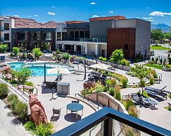 Hoodoo Moab, Curio Collection by Hilton