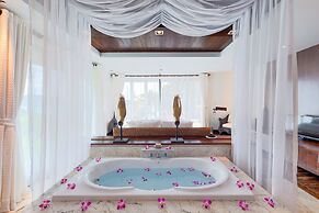 Spectacular Seaview Pool Villa Kalim 6