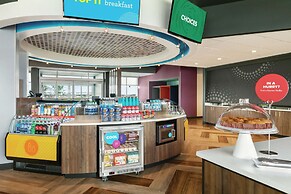 TRU BY Hilton Sebring