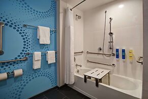 Tru by Hilton Wytheville