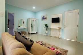 Omah Madam Bed & Breakfast