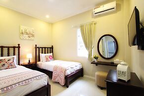 Omah Madam Bed & Breakfast