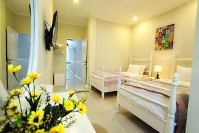 Omah Madam Bed & Breakfast