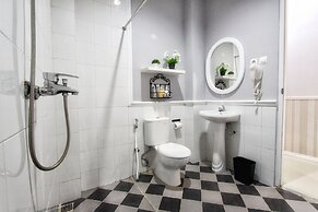 Omah Madam Bed & Breakfast