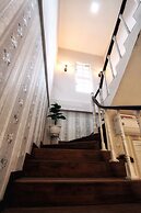 Omah Madam Bed & Breakfast