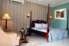 Omah Madam Bed & Breakfast