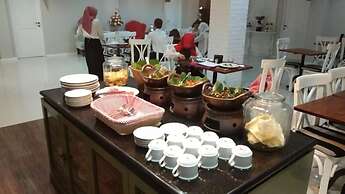 Omah Madam Bed & Breakfast