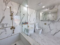 Memoria Pool Villa Family Pension