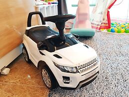 Memoria Pool Villa Family Pension