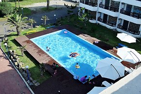 Memoria Pool Villa Family Pension