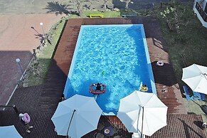 Memoria Pool Villa Family Pension