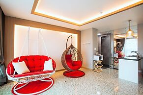 Memoria Pool Villa Family Pension