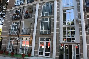 Apartment on Tulpanov St. 1-3