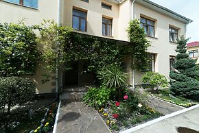 Orhideya Park Cottage