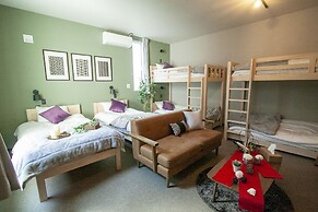 UCHI Living stay ekolu