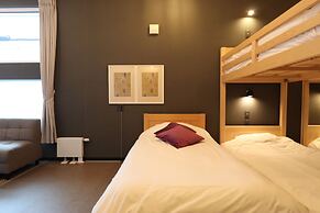 UCHI Living stay ekolu