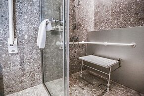 Page148, Page Hotel