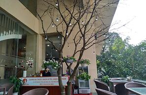 Quang Ba Trade Union Hotel