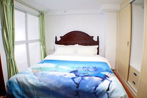 Wanlong Apartment Xiangxue Branch