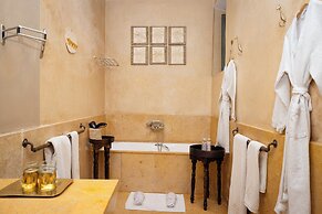 Riad Dar Al Assad