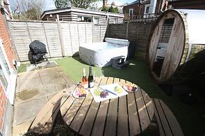 Holiday Home With Hot Tub & Sauna