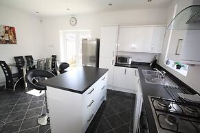 Holiday Home With Hot Tub & Sauna