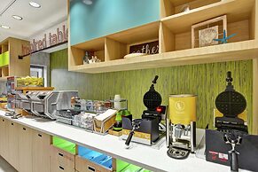 Home2 Suites by Hilton Jacksonville-South/St. Johns Town Ctr