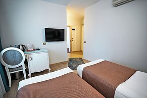 Taximtown Hotel