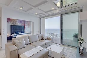 Luxury Apt Ocean Views in Tigne Point, With Pool